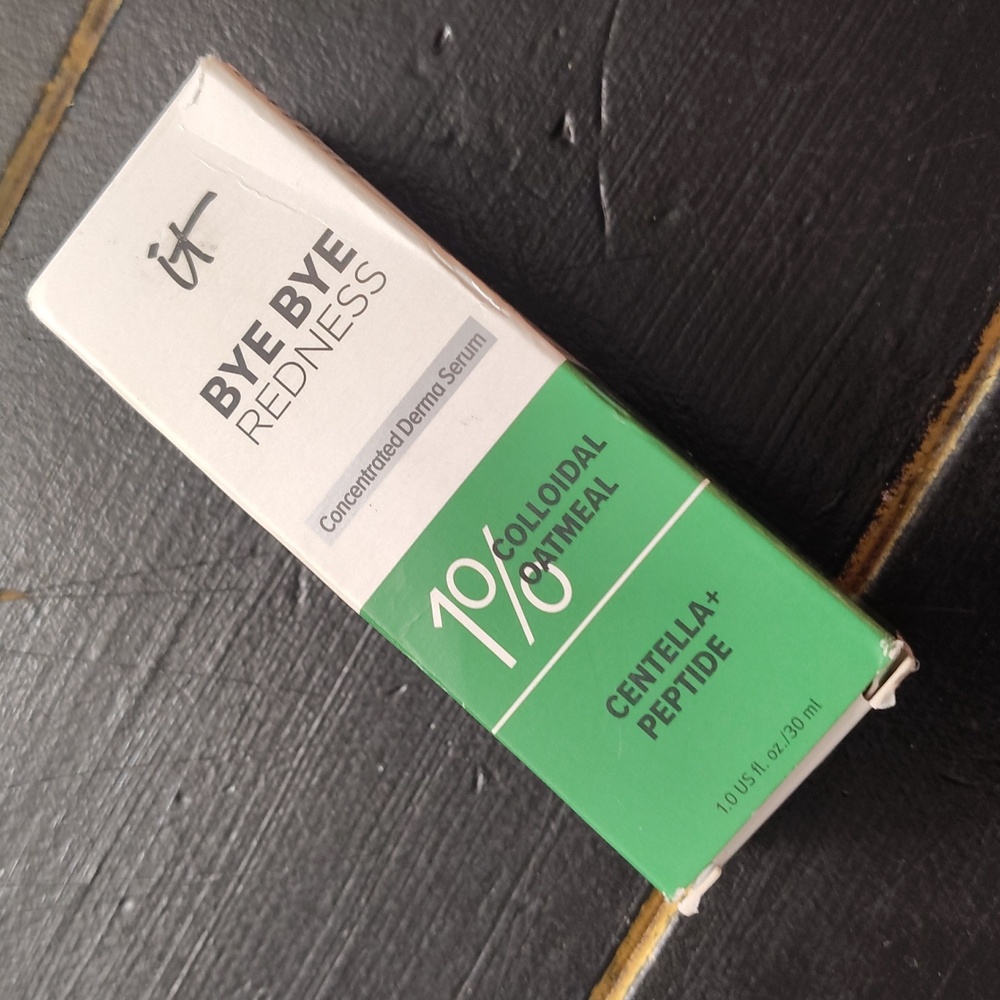 IT Cosmetics Bye Bye Redness Concentrated Derma Serum - Green and White - Picture 9 of 14